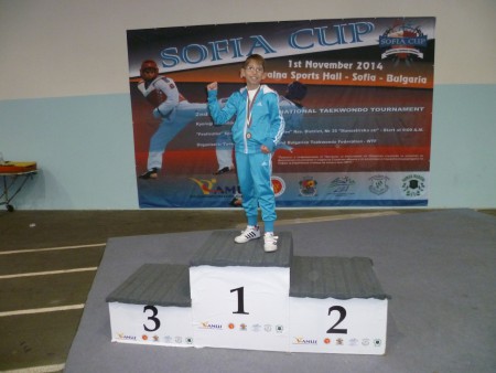 ДА ПОМОГНЕМ НА МИТКО!